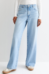 High Waist Wide Leg Jeans (Ice Blue)